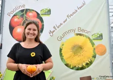 Camille Le Guern with the Gourmansun, HM.Clause's heart-shaped tomato. It is a very disease resistant, productive and tasty product.